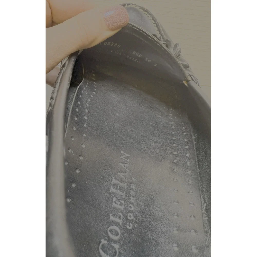 Cole Haan Country Men's Slip On Black Tasseled Leather Loafers. Sz 9.5 M. Preppy